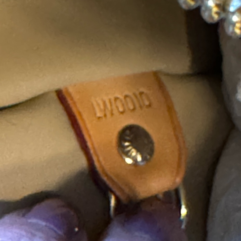 Louis Vuitton Monogram Noisette Vernis Houston Tote & Box with COA Vintage - Picture 12 of 17